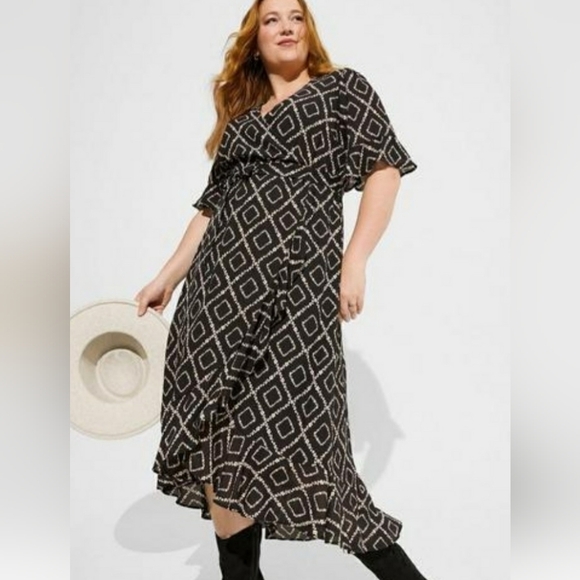 Torrid Maxi Georgette Surplice Hi-Low Dress Floral Black - Size 4 - Picture 1 of 9